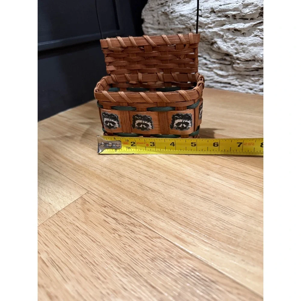 N/A woven wood
